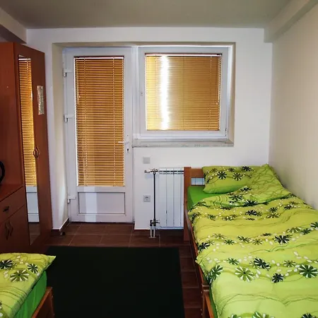 Hostel Mak *